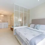 Spacious & Comfy In Golden Mile Lägenhet Marbella