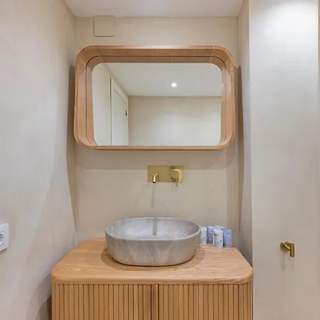Apartment Spacious & Comfy In Golden Mile Marbella