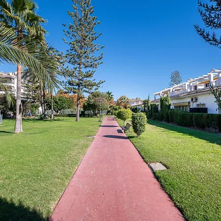 Spacious & Comfy In Golden Mile Marbella