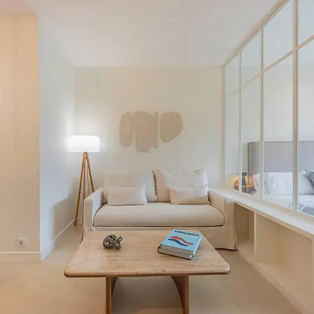 Apartament Spacious & Comfy In Golden Mile