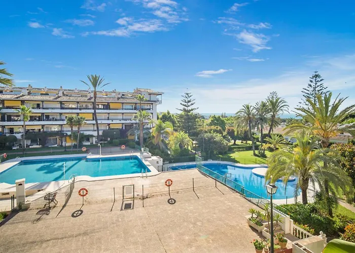 Apartment Spacious & Comfy In Golden Mile Marbella