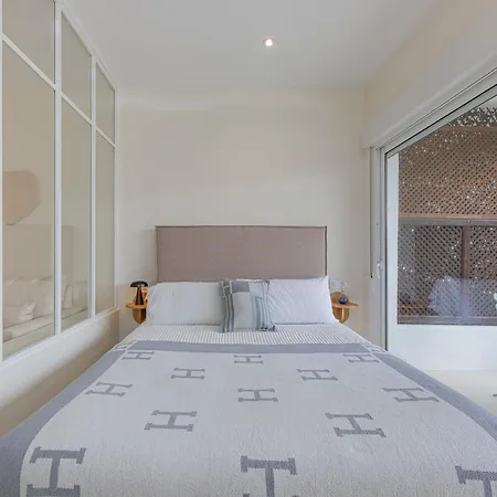 Spacious & Comfy In Golden Mile